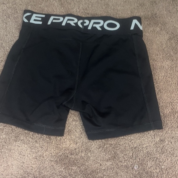 Nike pros - Picture 3 of 5